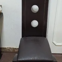 ۸ عدد صندلی