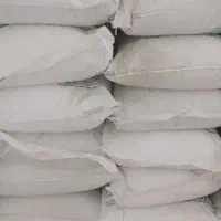 کود اوره کیسه سفید