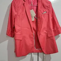 مقداری لباس|لباس|مسجد سلیمان, |دیوار