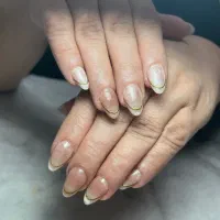 کاشت ناخن|خدمات آرایشگری و زیبایی|مشکین‌دشت, |دیوار