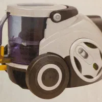 جاروبرقی ۱۸۰۰ وات پاکشوما