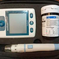 دستگاه تست قند خون