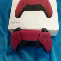 دسته بازی و یک هدست در حد