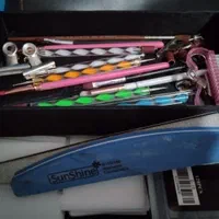 وسایل ناخن در حد نو|آرایشی، بهداشتی، درمانی|صومعه‌سرا, |دیوار