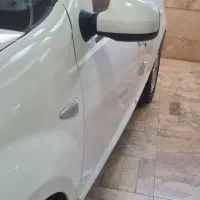 ساندرو اتومات مدل۹۵ بدون رنگ|خودرو سواری و وانت|تهران, پونک|دیوار