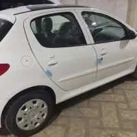 207 سقف شیشه ی تیو فایو پلاس|خودرو سواری و وانت|صدرا-فارس, فاز ۱|دیوار