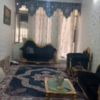 طبقه همکف با پارکینگ ماشین|اجارهٔ خانه و ویلا|قم, شهرک توانیر|دیوار