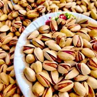 پسته بادامی سفید تازه خشک‌شده، انس ۳۰