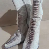 پوتین چرم.|کیف، کفش، کمربند|کرمانشاه, |دیوار