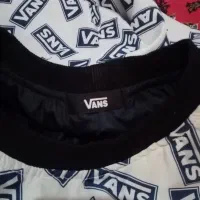 هودی بزرگ|لباس|کارون, |دیوار