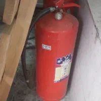 کپسول اتش نشانی کمد قالی مکت میز چرخ24