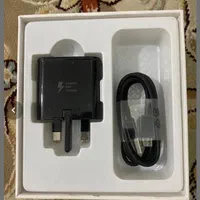 شارژر و کابل اصلی