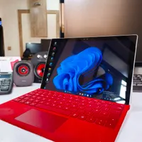 surface سرفیس پرو ۴ با کیبورد