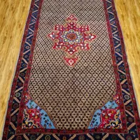 تعدادی قالیچه دستباف و کناره فرش دستبافت|فرش|تهران, پاسداران|دیوار