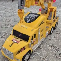 جرثقیل اسباب بازی تر و تمیز با پلاستیک جنس قوی