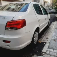 **رانا پلاس ۱۴۰۱ بی رنگ**|خودرو سواری و وانت|رشت, شالکو|دیوار