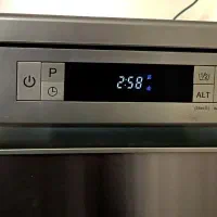 ماشین ظرف شویی جی پلاس 14 نفره  تمیز در حد نو