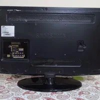 تلویزیون سامسونگ ال سی دی شکسته|تلویزیون و پروژکتور|پرند, فاز ۵|دیوار