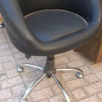 فروش میزکانتر،آینه و صندلی