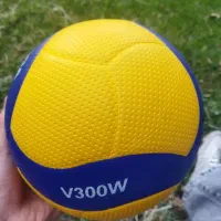 توپ والیبال میکاسا v300w