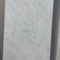 کارگر سنگ‌کاری و کاشی کاری وارد