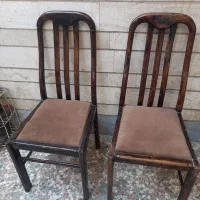 دوعدد صندلی چوبی