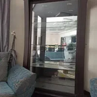 ویترین چوبی ۴ طبقه جنس چوب