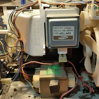 تعمیرات اسپرسو ساز و ماکروفر لوازم خانگی وبرقی|خدمات پیشه و مهارت|صدرا-فارس, فاز ۱|دیوار