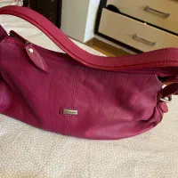 کیف صورتی چرم م‌ش‌ه‌د