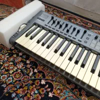 میدی کنترلر مدل 61 novation|پیانو، کیبورد، آکاردئون|کرمانشاه, |دیوار