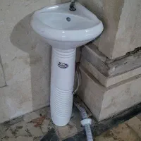 دو عدد روشویی با اتصالات و شیر|لوازم سرویس بهداشتی|قزوین, |دیوار