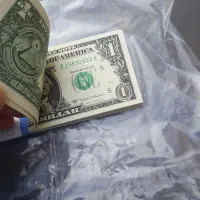 دلار سینمایی برابر اصل