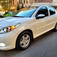 پژو207 دنده ای مدل۱۳۹۶ بی رنگ