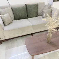 مبل نیم ست و میز جلومبلی