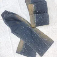 تعدادی شلوار لی دخترانه و پسرانه