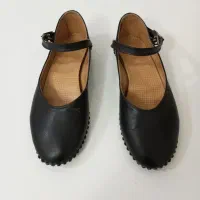 تعدادی کفش سایز 37و38
