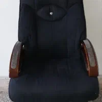 صندلی راحتی اداری قدیمی