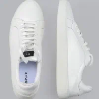 ونس سفید‌چرم