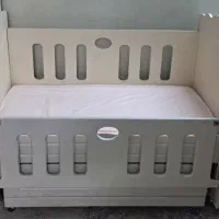 تخت گهواره ای نوزاد|تخت و صندلی بچه|تهران, مدائن|دیوار