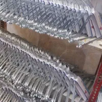 تولید چوب لباسی جاکتی فلزی|بندرخت و رخت‌آویز|مشهد, خواجه ربیع|دیوار