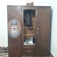کمد عتیقه قدمت دار محکم. با آینه تحویل میدم|جاکفشی، کمد، دراور|کرج, پیشاهنگی|دیوار