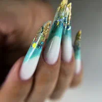 آموزش ناخن (مسترپلاس) و خدمات