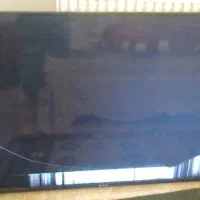 تی وی اسنوا ۵۵ اینچ شکسته