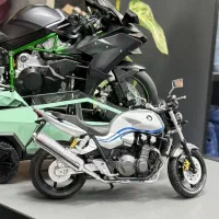 ماکت فلزی cb1300|اسباب‌‌بازی|سهند, |دیوار