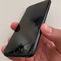 iPhone SE 2020 ایفون