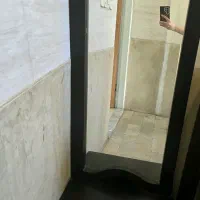 آیینه قدی با کشوی زیر کاملا سالم