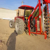 چاله کنی و فنس کشی پنل خورشیدی با دستگاه بروز دنیا