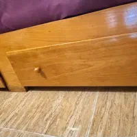 تخت یکنفره چوبی سالم و محکم|تخت و سرویس خواب|گرگان, |دیوار