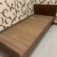 تخت و جا لباسی