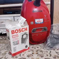 جاروبرقی بوش 3800وات اصل آلمان کم صدا پرقدرت|جاروبرقی، جارو شارژی، بخارشو|تهران, جنت‌آباد جنوبی|دیوار